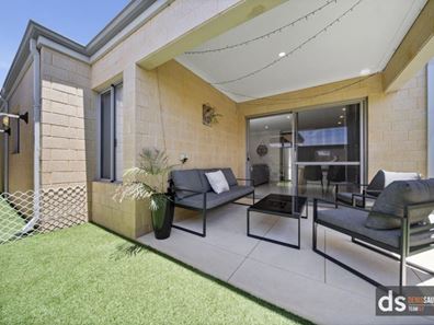 4/32 Rungine Way, Pearsall WA 6065