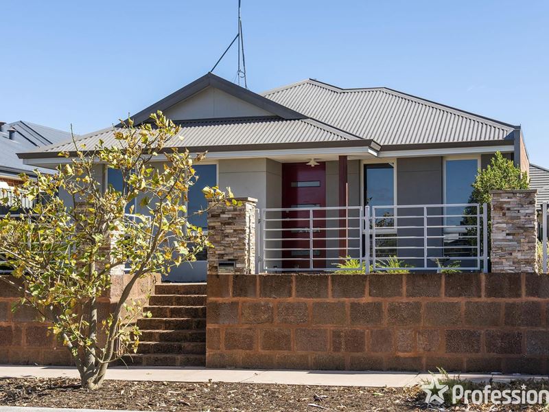 4 Mccavanah Road, Byford