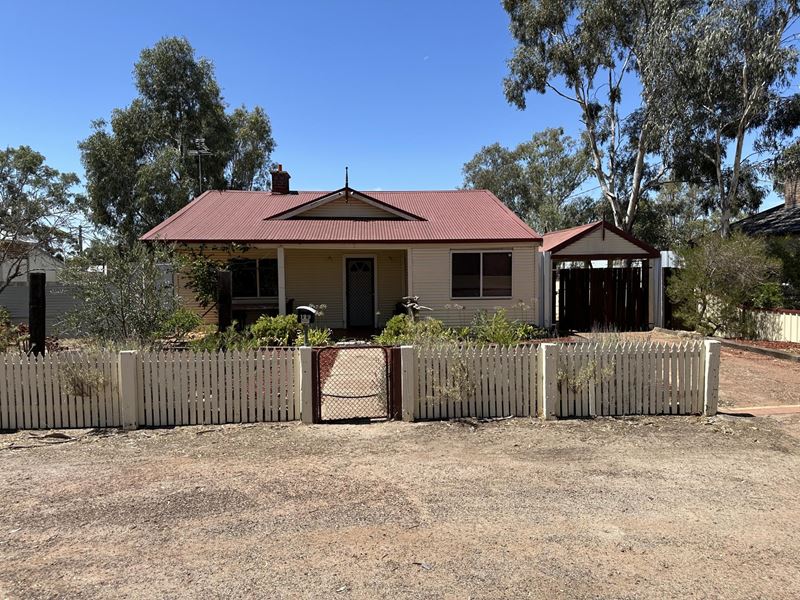 129 Conroy Street, Katanning