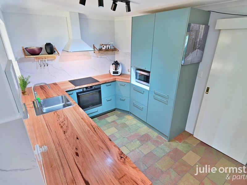 27A Chichester Drive, Woodvale