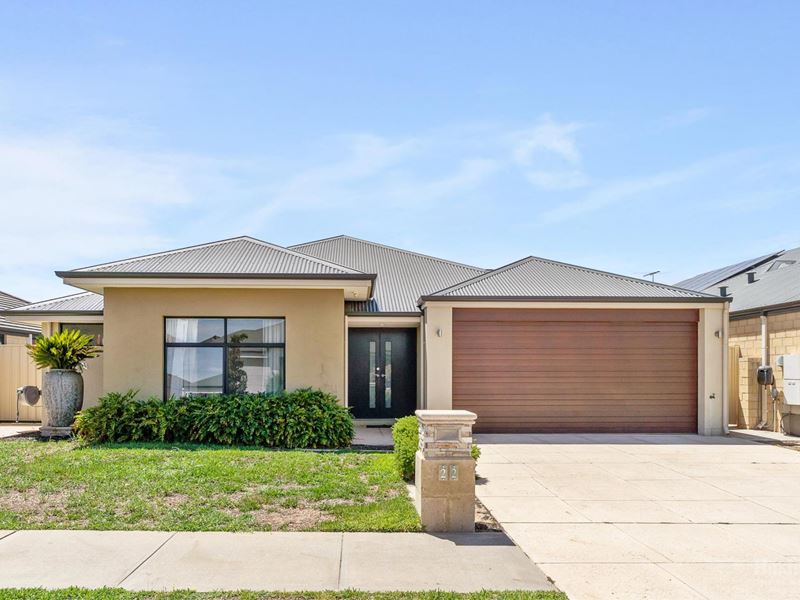 22 Bayonne Corner, Piara Waters