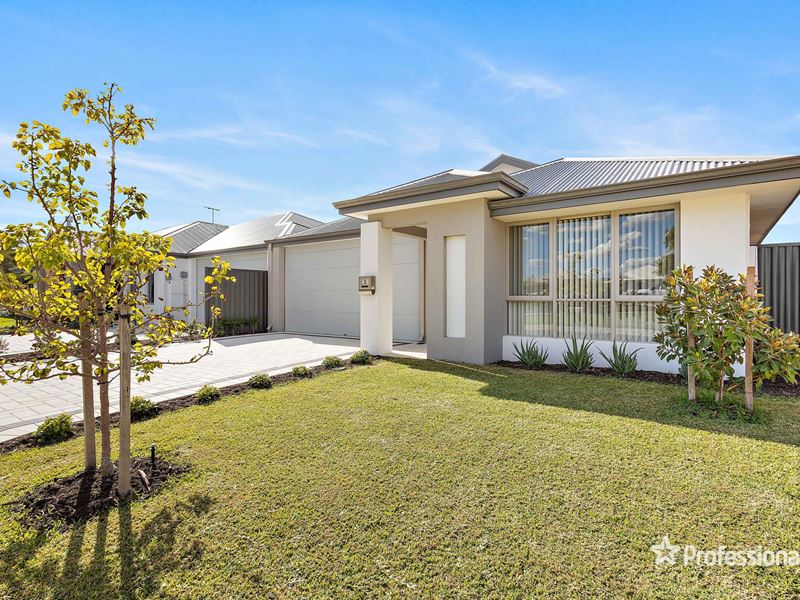 12 Colemere Crescent, Aveley