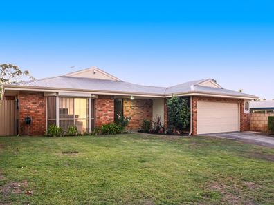 4 Cestrum Rise, South Lake WA 6164