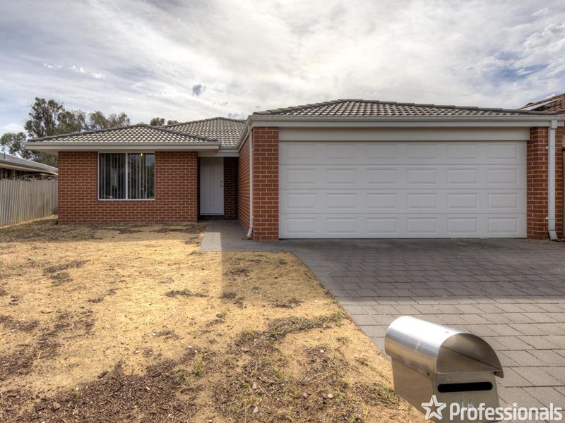18 Sovereign Place, Forrestfield WA 6058