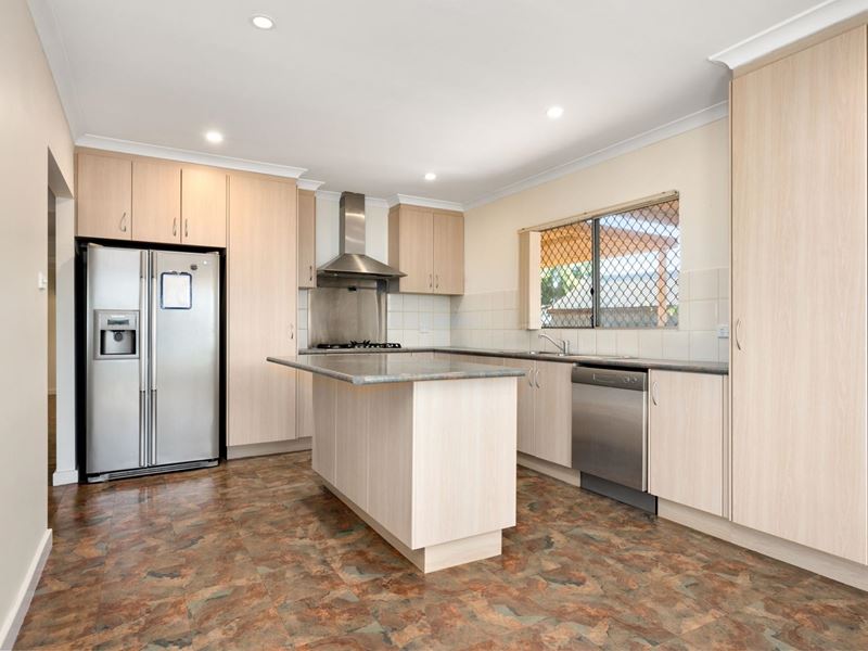 69 Ardagh Avenue, Kalgoorlie