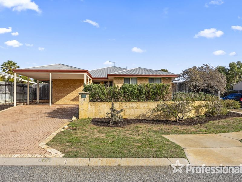 19 Waring Green, Clarkson