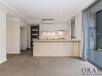 13/2 Coojong Link, Success WA 6164