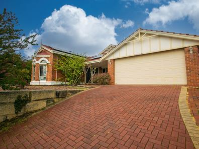 2 Glenlark Elbow, Jane Brook WA 6056