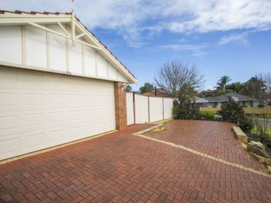 2 Glenlark Elbow, Jane Brook WA 6056