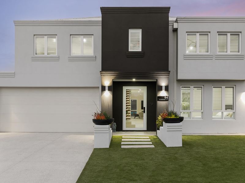 94 Aquamarine Parade, Treeby