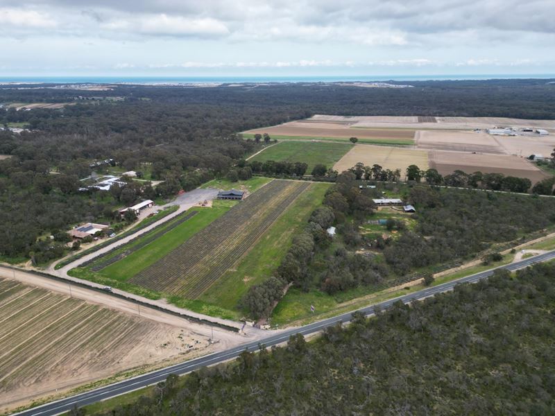 272 Old Yanchep  Road, Carabooda WA 6033