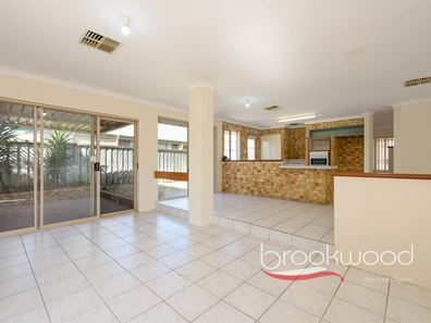 1 Solanum Court, Ellenbrook WA 6069