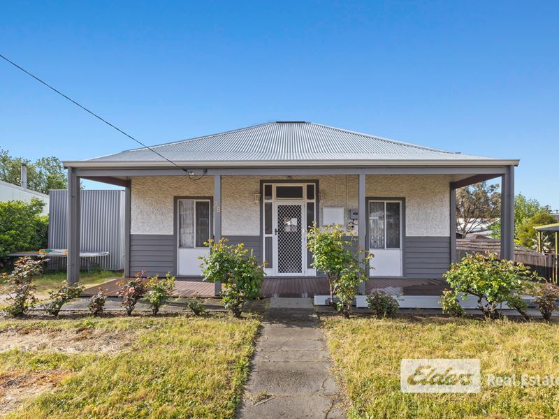 28 Wittenoom Street, Collie