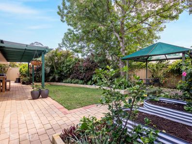 9C Swan Road, Attadale WA 6156