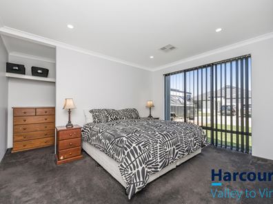 17 Waterhouse St, Brabham WA 6055