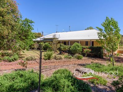 449 Old Coach Road East, Gidgegannup WA 6083