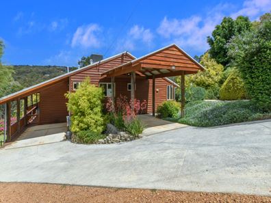 26 Jade Street, Mount Richon WA 6112