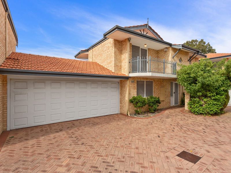 3/4 Gladstone Avenue, South Perth WA 6151