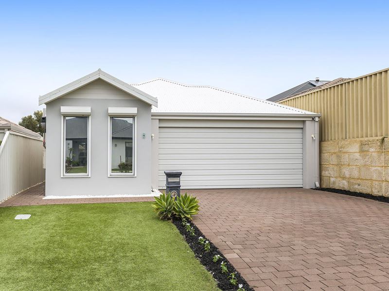 4 Shanklin Way, Butler WA 6036