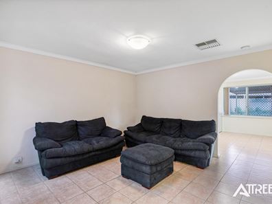 10B Ulm Court, Thornlie WA 6108