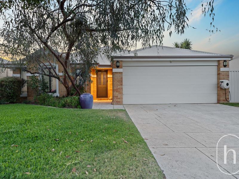 8 Redbank Drive, Ellenbrook WA 6069