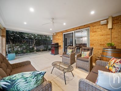8 Redbank Drive, Ellenbrook WA 6069