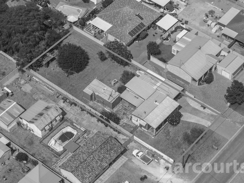 5 Kallang Road, Coodanup WA 6210