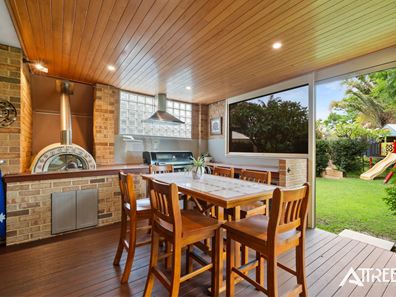 1 Ashmore Avenue, Canning Vale WA 6155