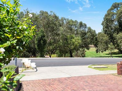 5 Weebill Street, Stirling WA 6021