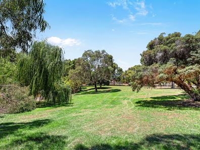 5 Weebill Street, Stirling WA 6021