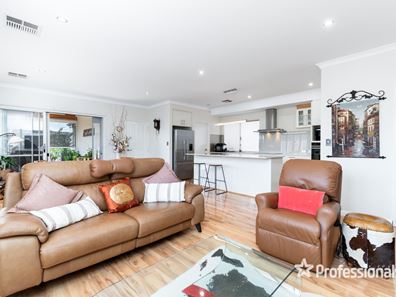 63 Aviator Boulevard, Clarkson WA 6030