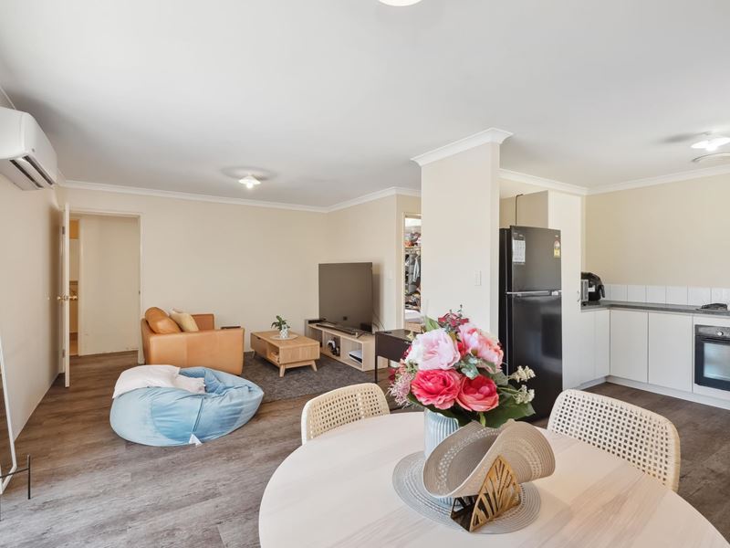 17B Albourne Way, Balga