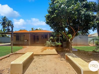 11 Hartog Crescent, Dampier WA 6713