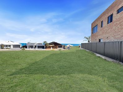 4 Grey Close, Dongara WA 6525