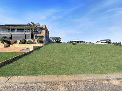 4 Grey Close, Dongara WA 6525