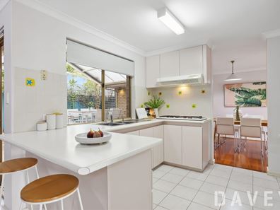 2/123 Ewen Street, Doubleview WA 6018