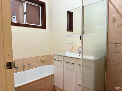 1/16 Tang Street, Broome WA 6725