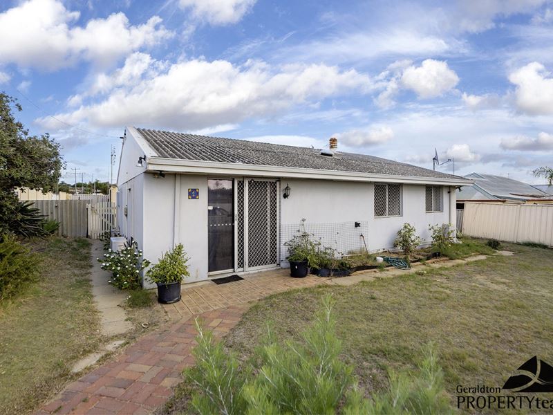 1 Grevillia Street, Utakarra WA 6530