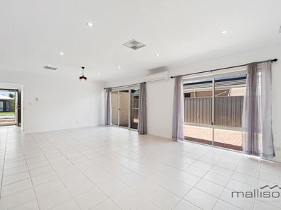 19 London Link, Aubin Grove WA 6164