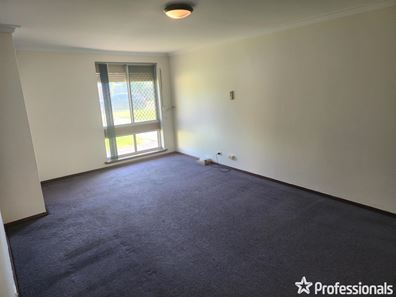 11 Matthew Way, Thornlie WA 6108
