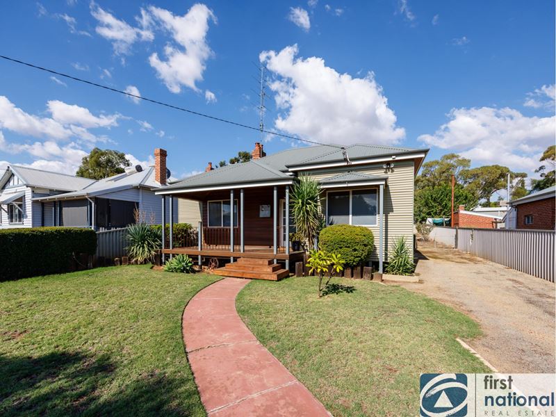 85 Duke Street East, Northam WA 6401