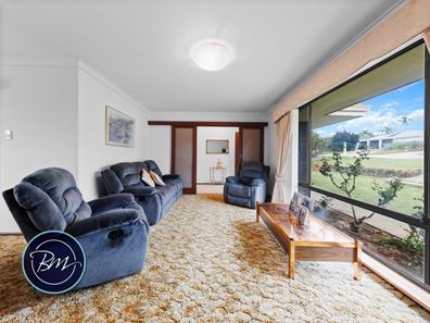 83 Marvell Avenue, Lake Coogee WA 6166
