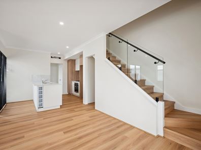 18 Colt Entrance, Cockburn Central WA 6164