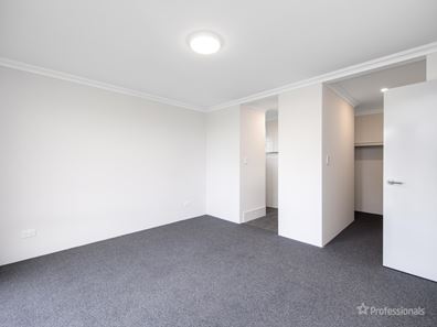 33 Currajong Crescent, Craigie WA 6025