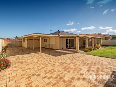 458 Rockingham Road, Lake Coogee WA 6166
