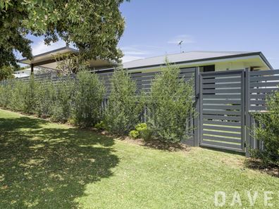 12 Turnbull Way, Trigg WA 6029