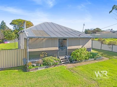 31 Preiss Street, Lockyer WA 6330