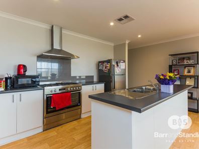 14 Killerby Drive, Dalyellup WA 6230