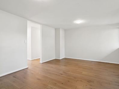 8/7 Taylor Road, Nedlands WA 6009