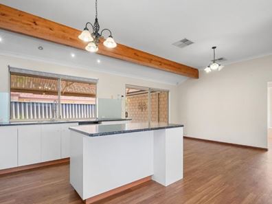 17 Ralphs Street, Seville Grove WA 6112